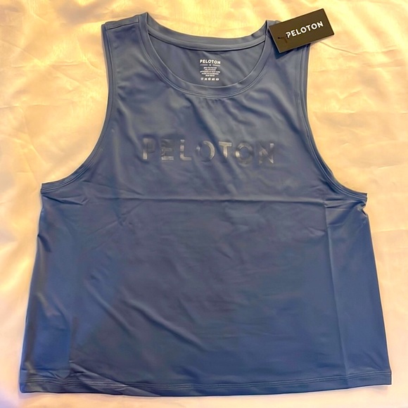 Peloton Tops - Peloton cropped cycling muscle tank top large
